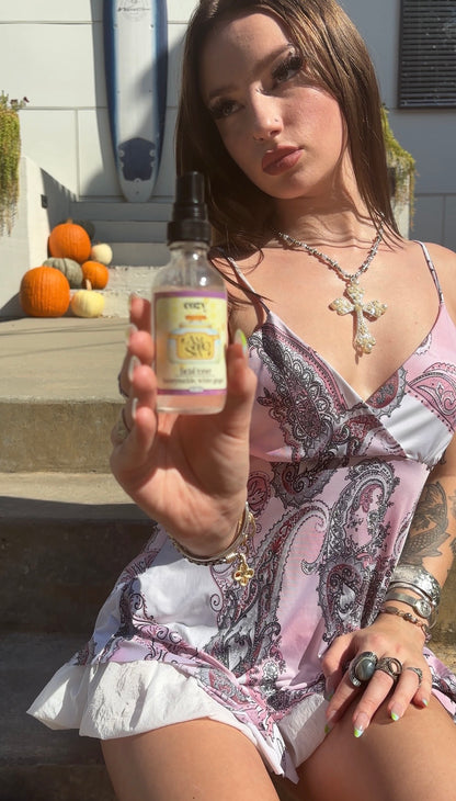 Ambrosia White Ginger + Raw Honey Hydrating Bundle Set